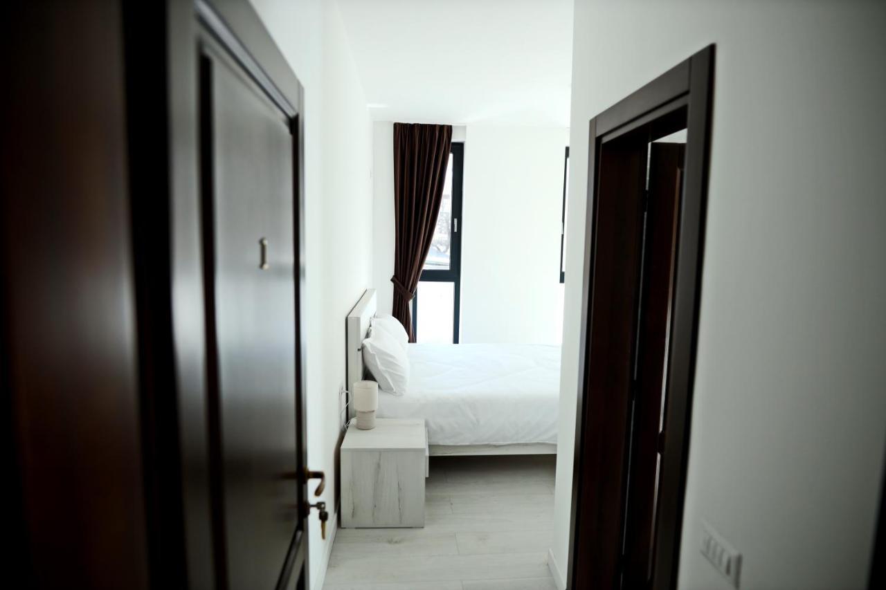 Casa Vys Apartment Pitesti Bagian luar foto