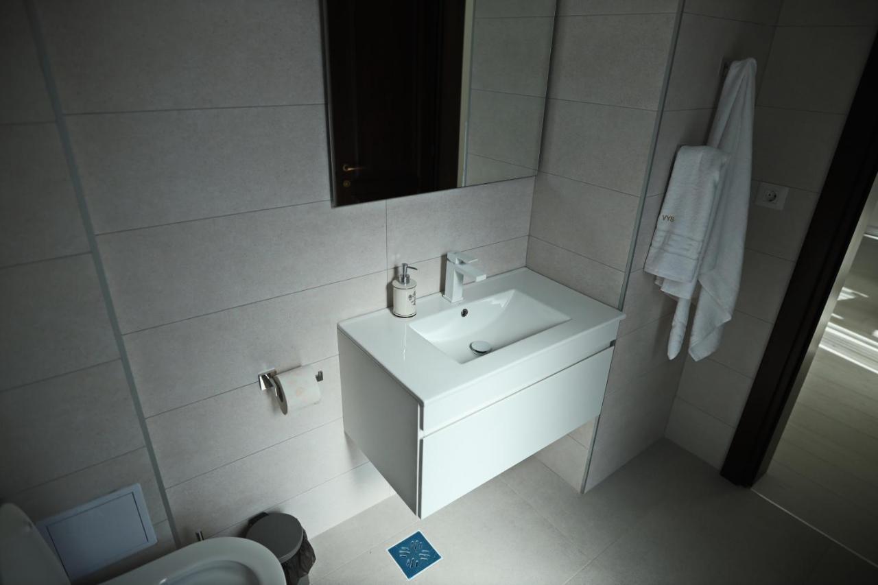 Casa Vys Apartment Pitesti Bagian luar foto