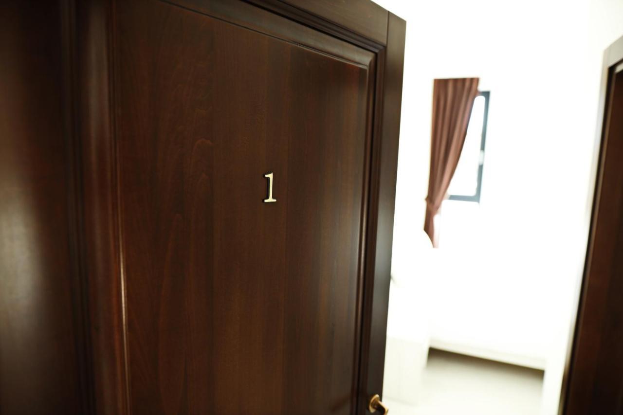 Casa Vys Apartment Pitesti Bagian luar foto