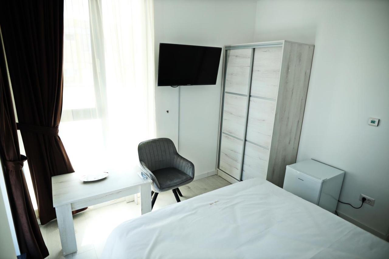 Casa Vys Apartment Pitesti Bagian luar foto