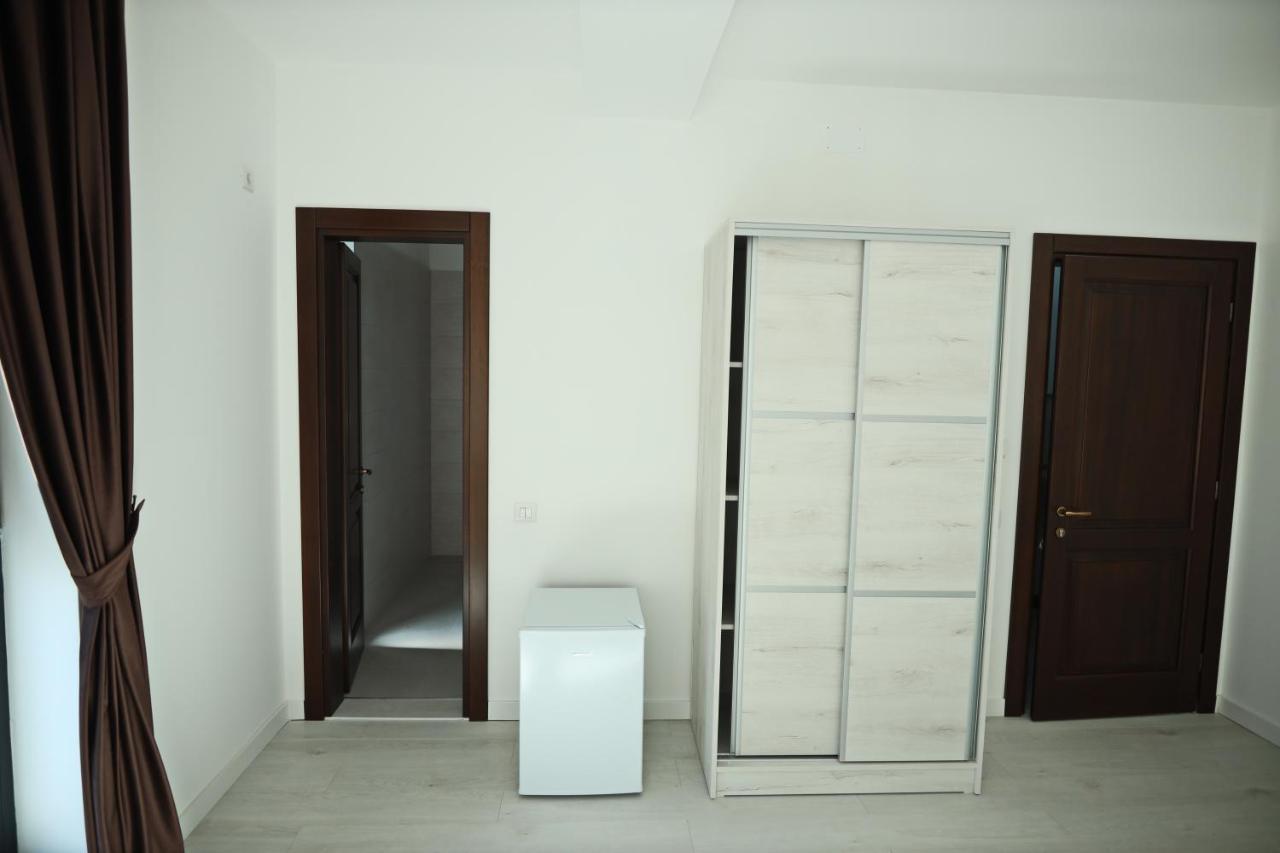 Casa Vys Apartment Pitesti Bagian luar foto