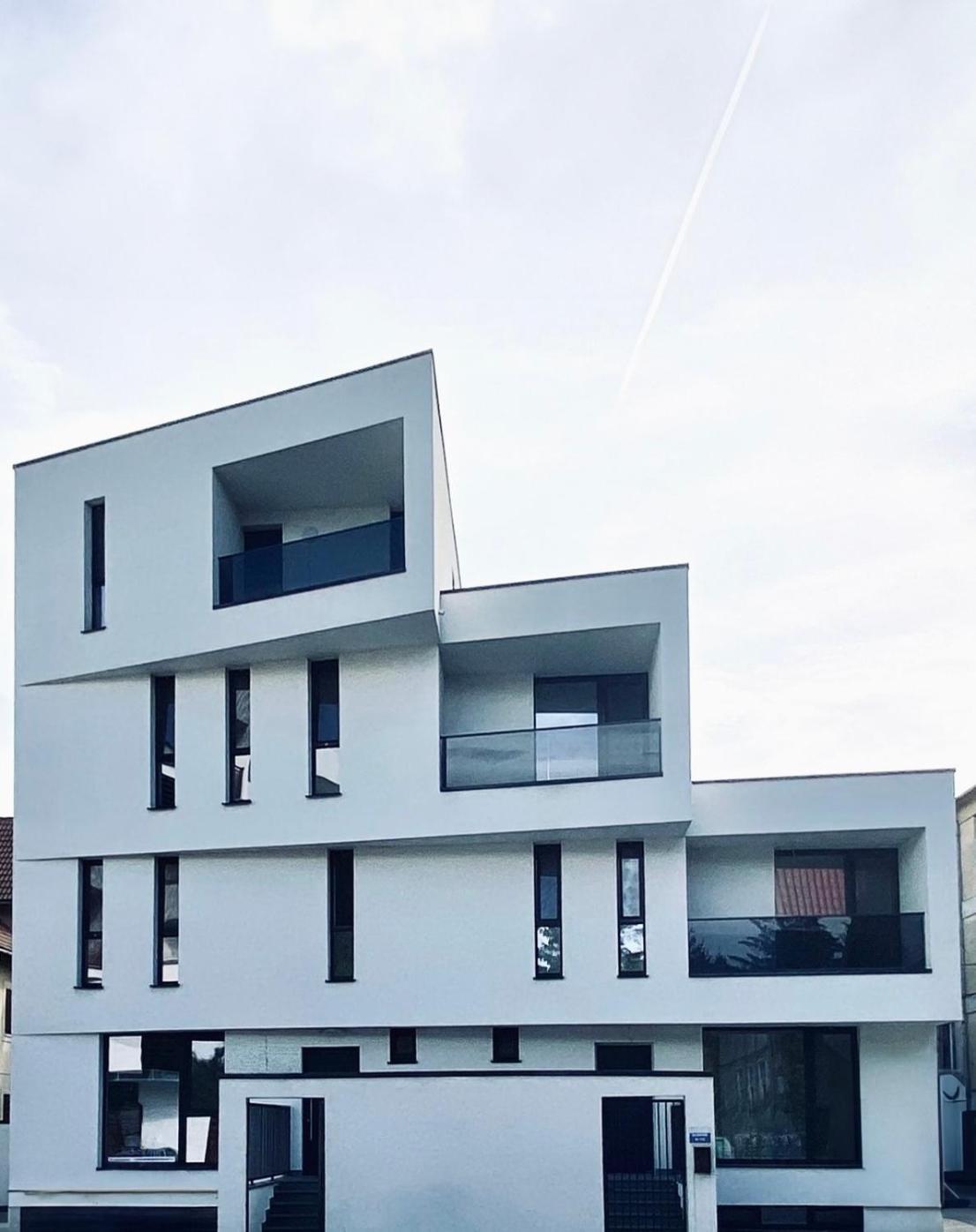 Casa Vys Apartment Pitesti Bagian luar foto